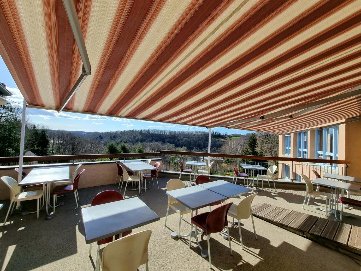 Hotel Du Lac Lacapelle-Viescamp Esterno foto