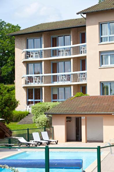 Hotel Du Lac Lacapelle-Viescamp Esterno foto