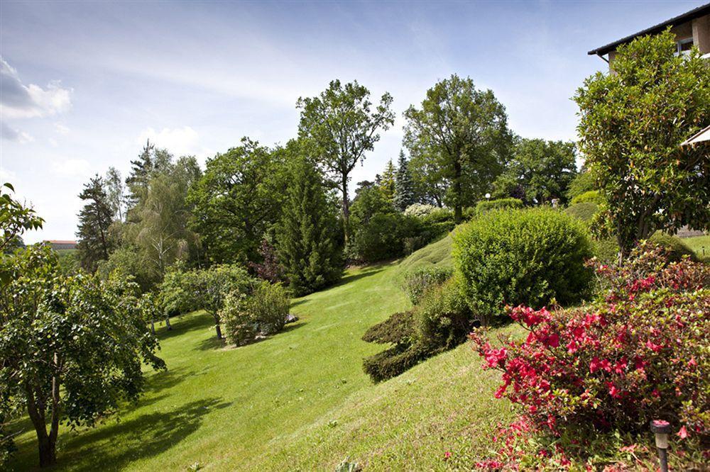 Hotel Du Lac Lacapelle-Viescamp Esterno foto